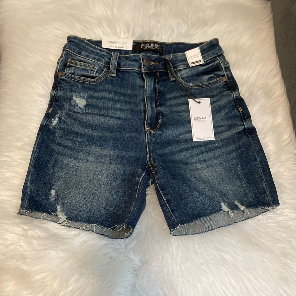 NWT - Judy Blue Dark Wash - Size small - Style # 150051